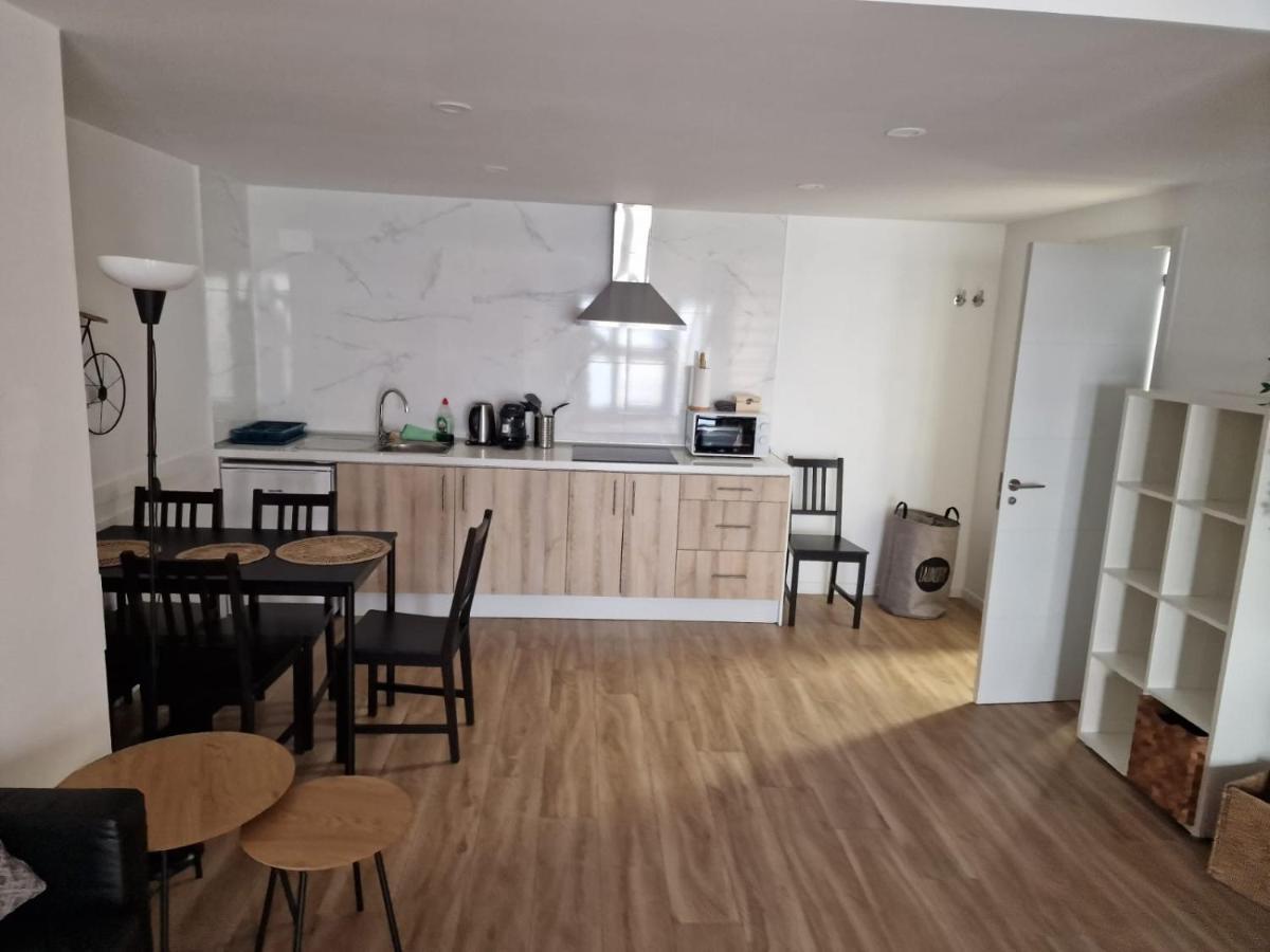 Moderno Apartamento Del Arquitecto Aparthotel Valenza Esterno foto